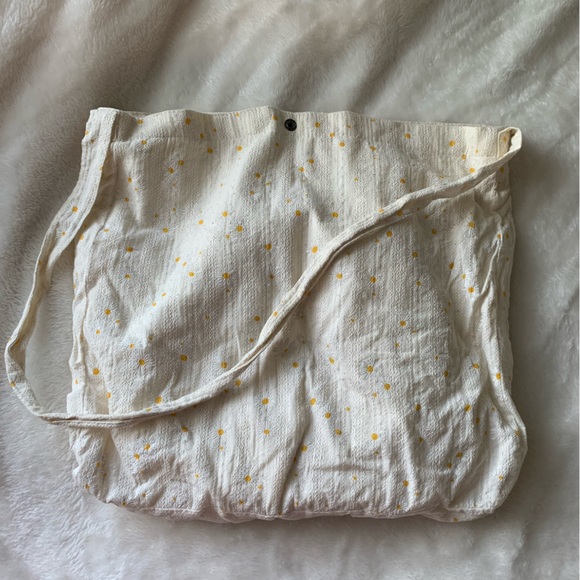 Handbags - large sunflower tote bag!!